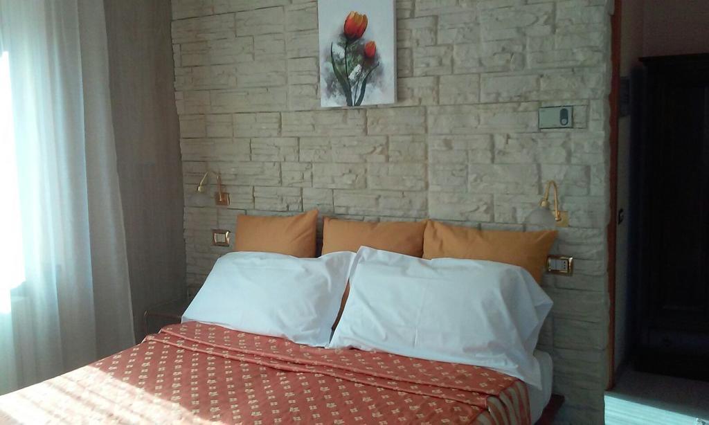 Hotel Villa Delle Ortensie Sant'Omobono Terme Экстерьер фото